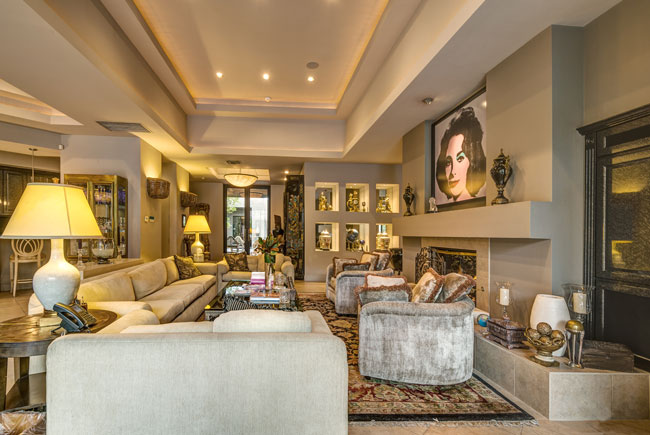 Elizabeth Taylor's drawing room