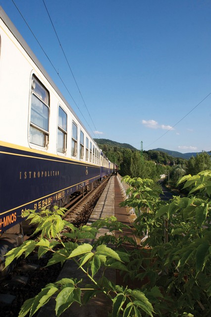 Discover the Danube by train