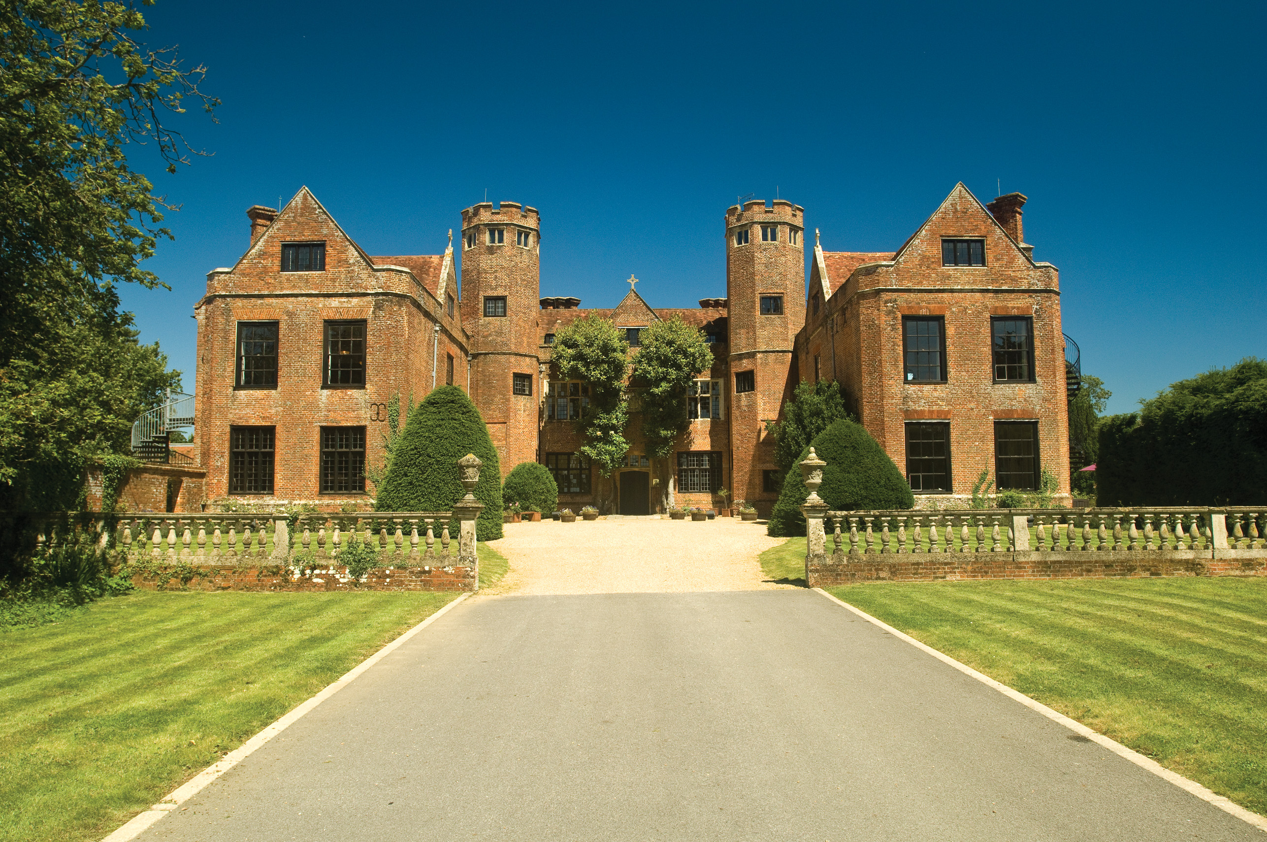 New Grove Place village manager returns to his roots Retiremove