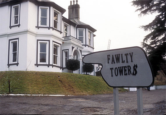 Fawlty Towers to become retirement apartments