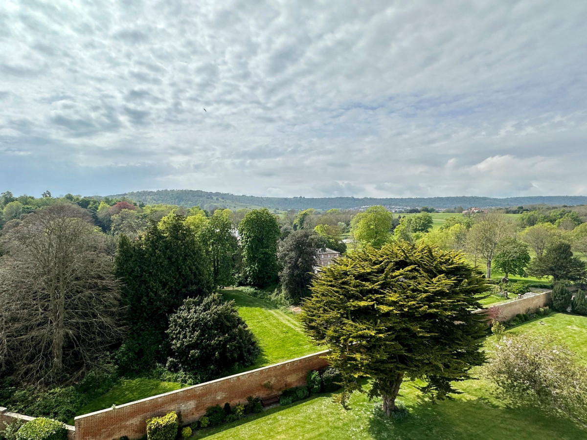 Saffrons Court, Eastbourne